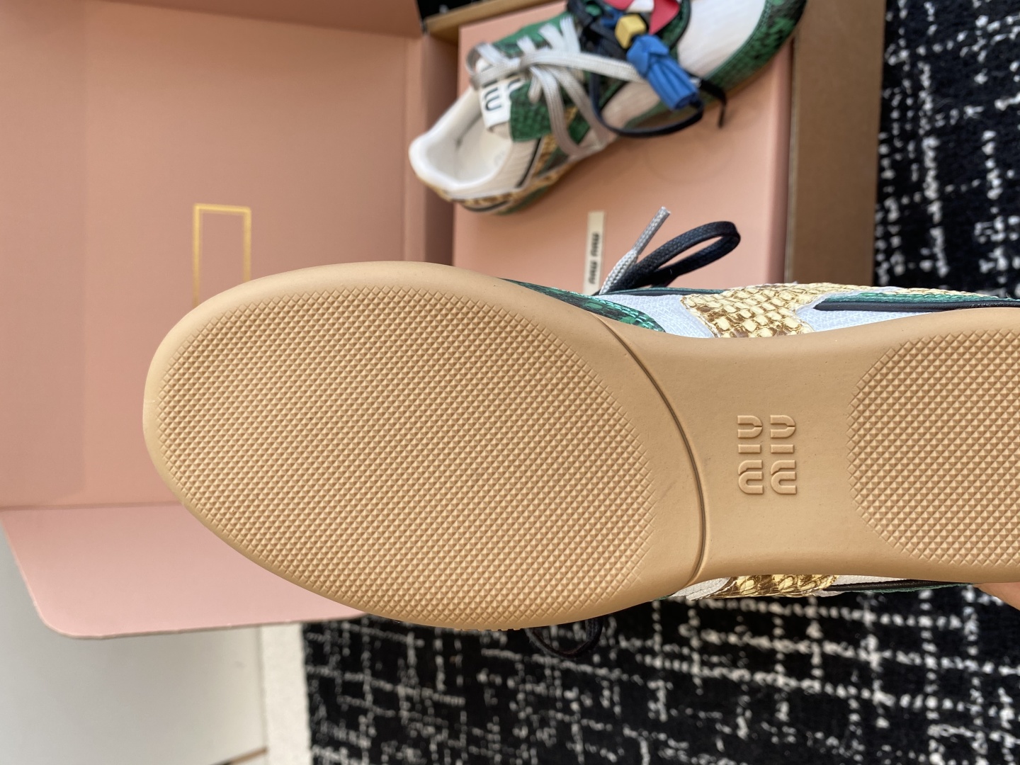 MIUMIU 25SS New Collection Unisex German Trainer Casual Shoes MIUMIU 25SS New Collection Unisex German Trainer Casual Shoes