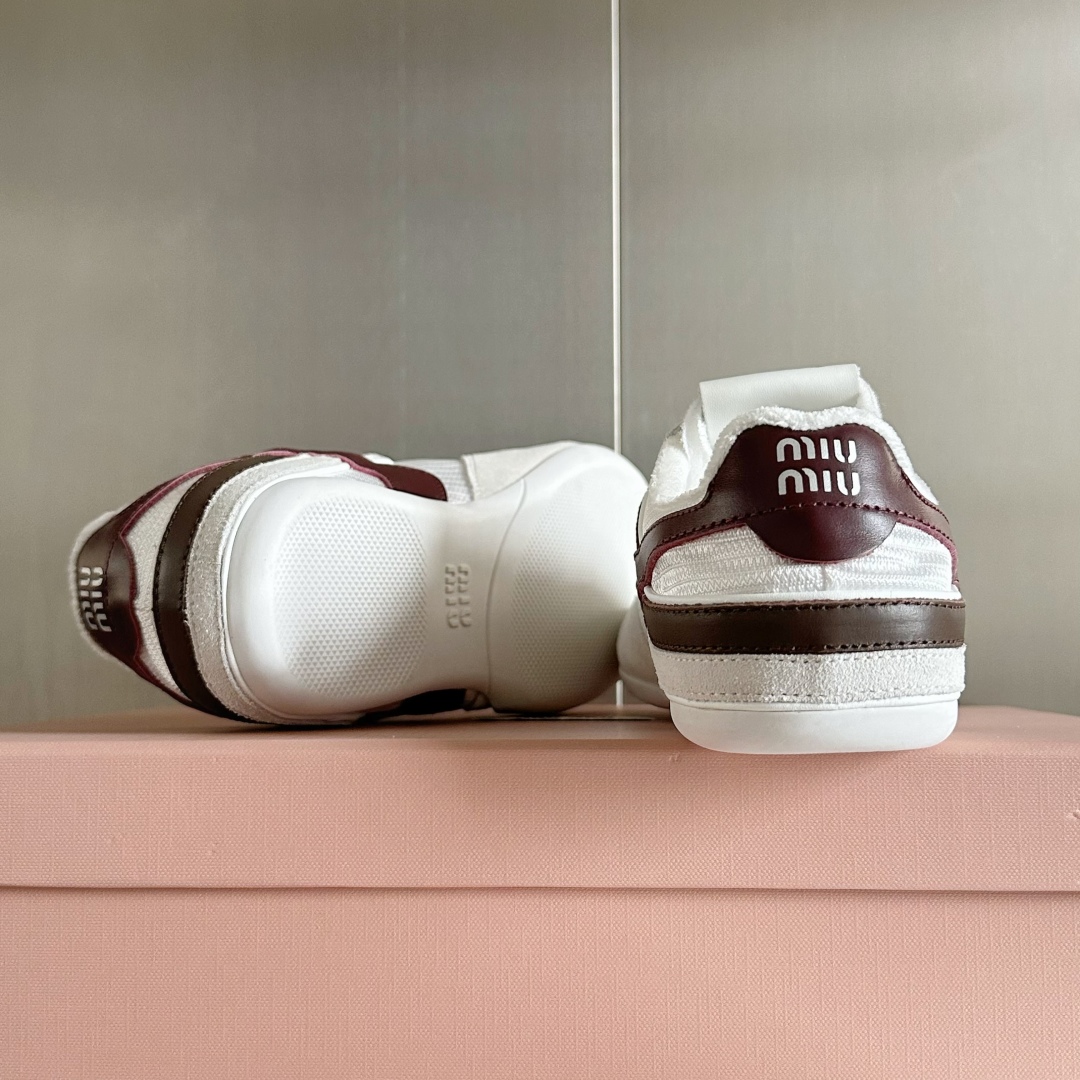 MIUMIU Gymnasium casual sneakers, German training shoes, Gump shoes MIUMIU Gymnasium casual sneakers, German training shoes, Gump shoes