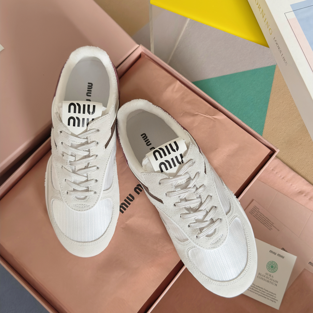 MIUMIU Gymnasium casual sneakers, German training shoes, Gump shoes MIUMIU Gymnasium casual sneakers, German training shoes, Gump shoes
