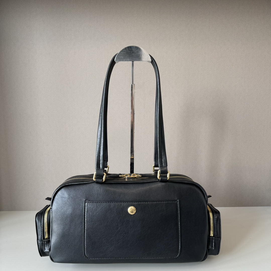MIU MIU Pocket Nappa Leather Bag in Black MIU MIU Pocket Nappa Leather Bag in Black