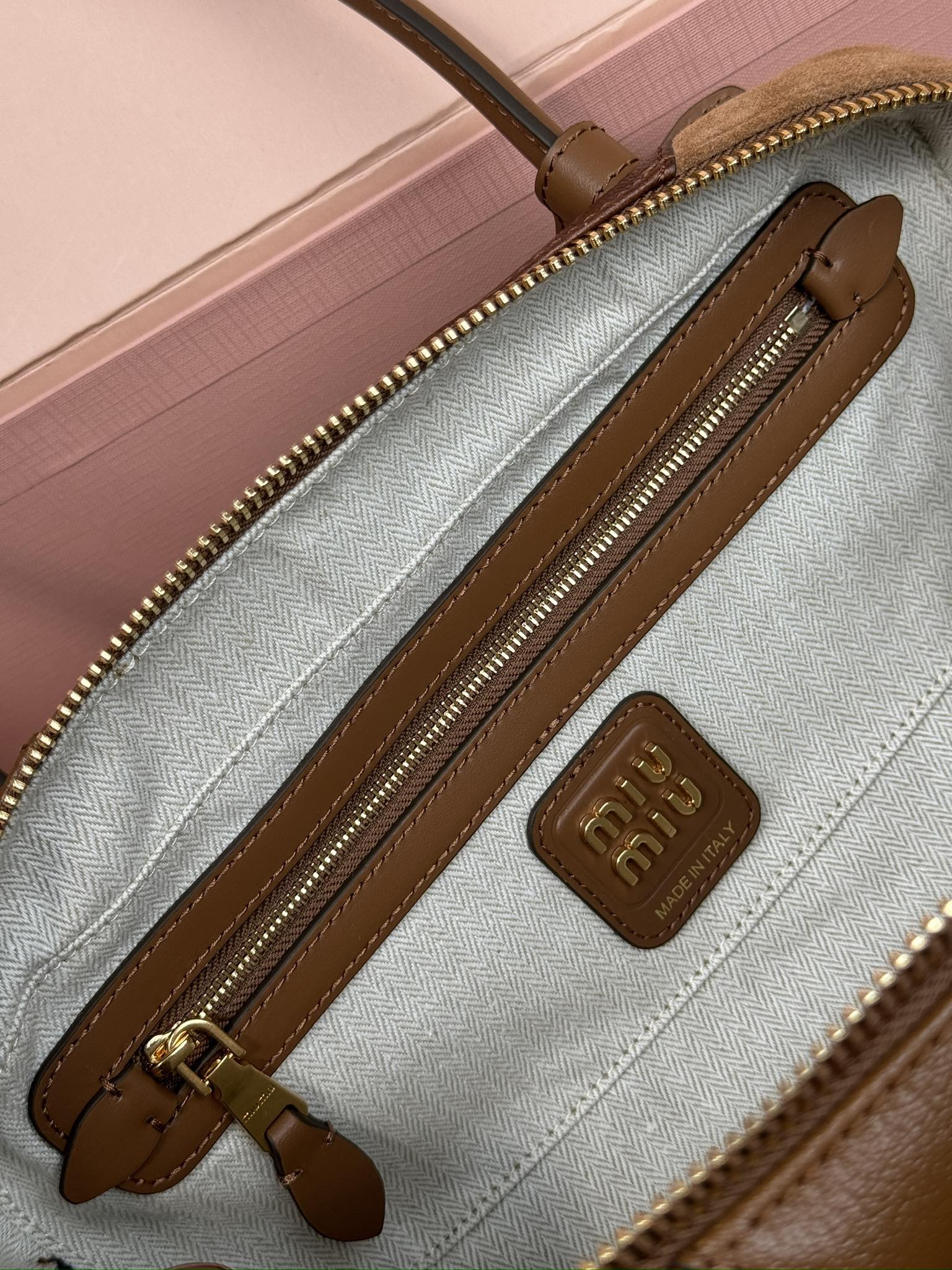 MIU MIU  Beau tote bag