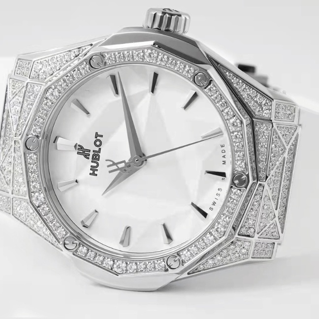 HUBLOT Classic Fusion series Olinski Titanium White Interlaced Pave Watch HUBLOT Classic Fusion series Olinski Titanium White Interlaced Pave Watch